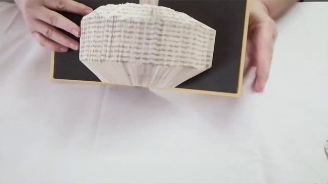 Панно. Ваза с розами из книги смотреть онлайн