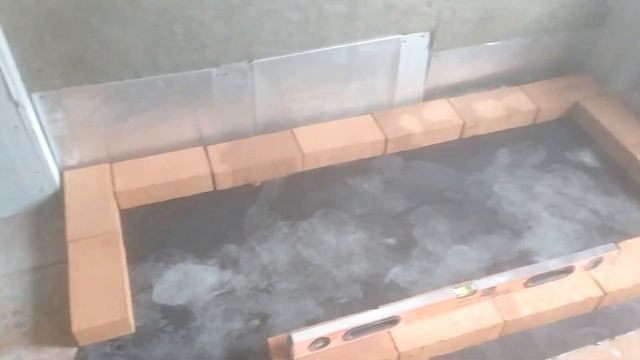 кладка камина в первый раз. часть 1 смотреть онлайн