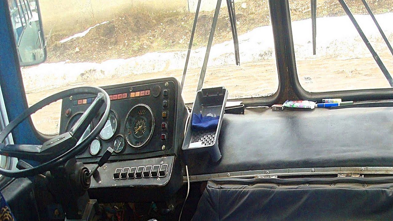 В Ялте на металлоприемке был замечен Малоизвестный автобус на базе ЗИЛ-4331 смотреть онлайн