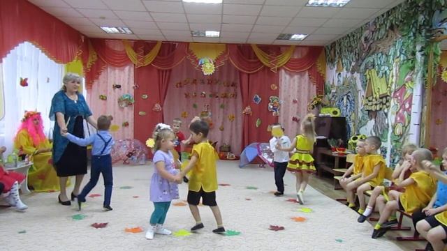 Танец "Золотые листики". смотреть онлайн