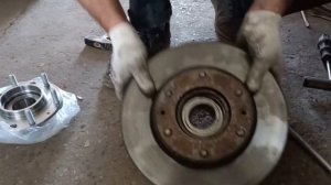 Хендай Starex ! Замена передней ступицы.