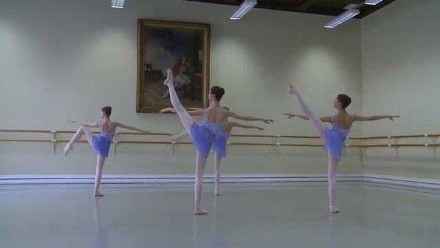 【Ballet】Vaganova 4th grade class смотреть онлайн
