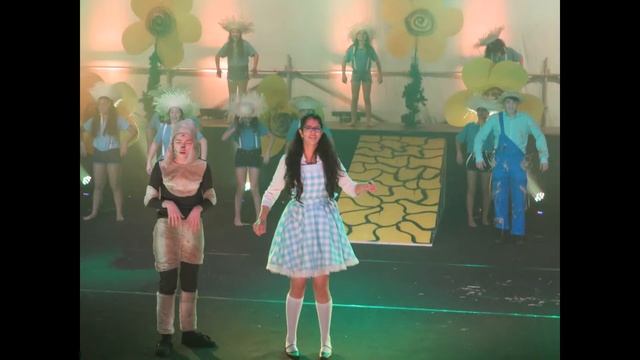 ВОЛШЕБНИК ИЗУМРУДНОГО ГОРОДА . 2016 ГОД. смотреть онлайн