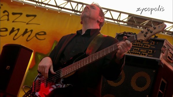 Mike Stern & Didier Lockwood - KT - Live 