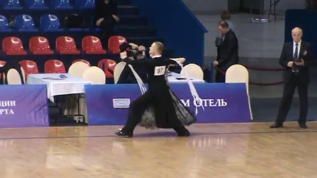 Чемпионат Москвы Любители Стандарт 1/2 Танго Коренной Владислав - Денисова Диана смотреть онлайн