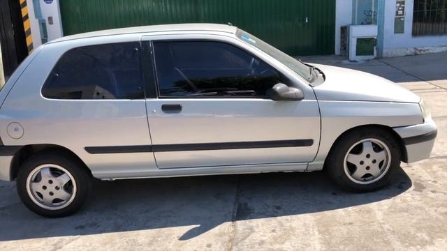 RENAULT CLIO 1.9 DIESEL - XANGO AUTOS смотреть онлайн