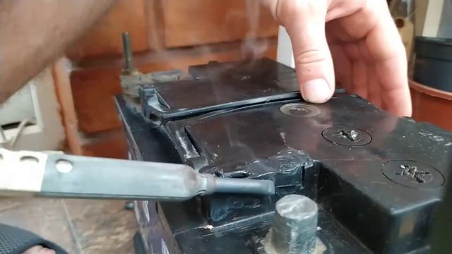 Как Запаять РАЗБИТЫЙ Корпус АККУМУЛЯТОРА смотреть онлайн