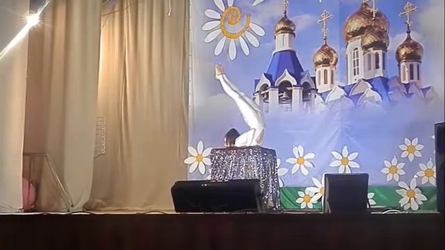 К НАМ ПРИЕХАЛ ЦИРК"СТРЕЛКА" смотреть онлайн