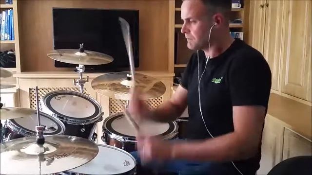Queen - Show Must Go On - Drum Cover смотреть онлайн