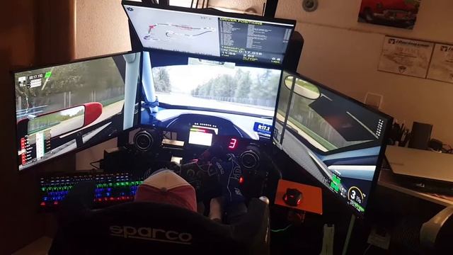 Test nuova AUDI R8 LMS GT3 Evo II смотреть онлайн