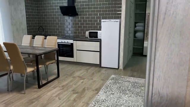Номер 7 в апарт-отеле "Crystal" смотреть онлайн