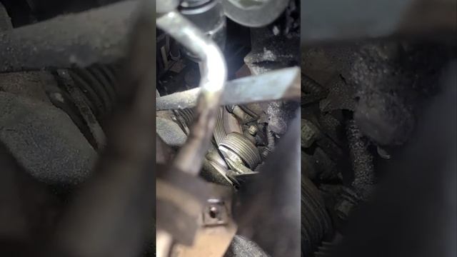 2007 Saturn Aura 3.5 L water pump replacement смотреть онлайн
