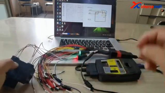 Xhorse VVDI MB BGA Tool with GODIAG Jumper Cable to Read Benz EIS смотреть онлайн