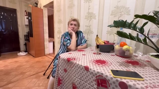 Надя дома ! Проведал привез продукты и лекарство! Французские парфюмы Pd Paris смотреть онлайн