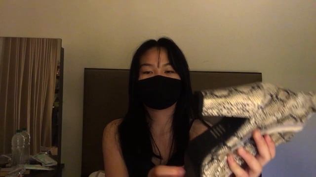ASMR Quick Triggers on Boots (no talking) смотреть онлайн