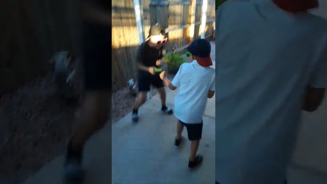 EPIC (And Retarded) GANG BATTLE Round 1 смотреть онлайн