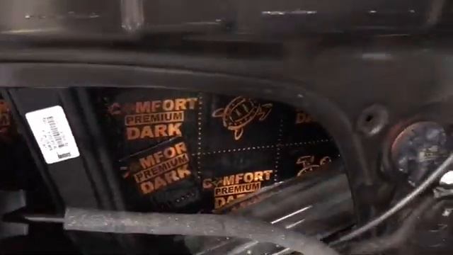 Audi A5 заводская шумоизоляция отличается достаточно хорошим качеством, но нет предела совершенству