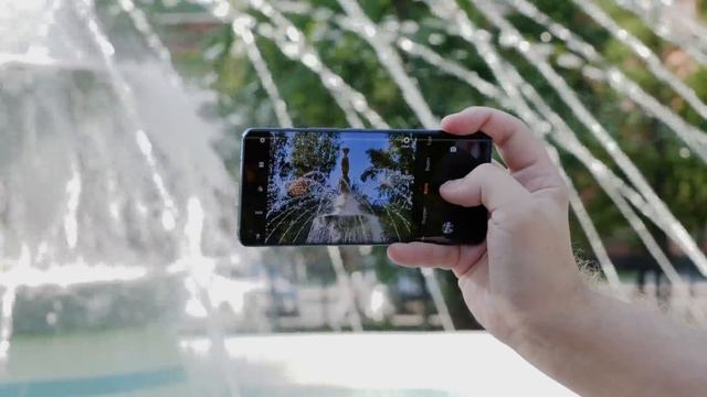 vivo X50 Pro против OnePlus 8 Pro / ОБЗОР Vivo X50 Pro с новейшей 3-осевой стабилизацией смотреть онлайн