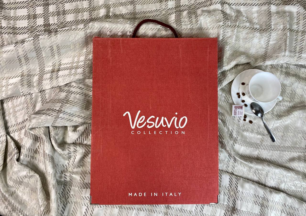 VESUVIO collection смотреть онлайн