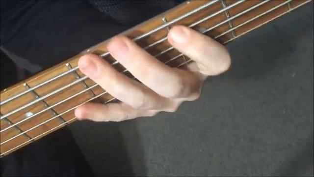 Yamaha RBX375 bass guitar review - A deep, banging 5 string смотреть онлайн