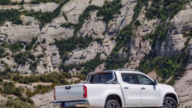 Mercedes X-Class Pickup Revealed!!!!What will BMW do???? смотреть онлайн