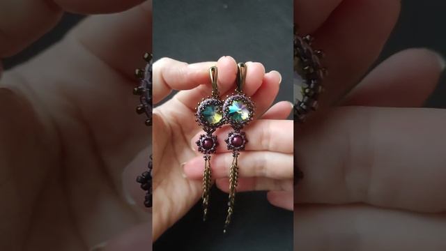 Серьги с кристаллами, жемчугом sw и японским бисером. МК уже на канале. смотреть онлайн