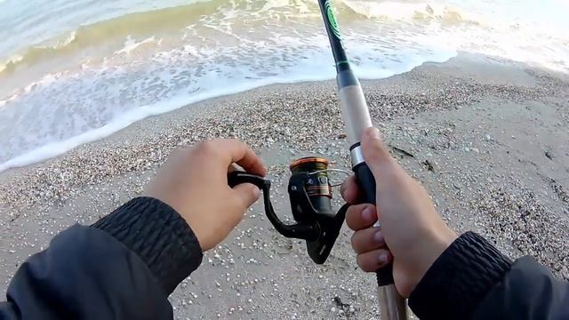 Рыбалка. Ловля бычка на Азовском море/Кирилловка смотреть онлайн