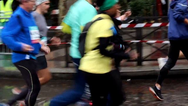 Semi marathon de Paris 2018 - Amazing runner смотреть онлайн