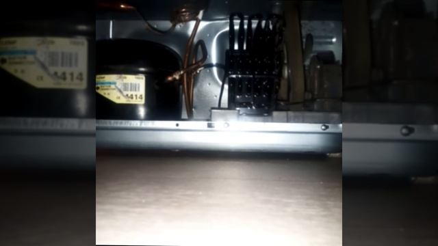 Обманка холодильника LG с линейным инверторным компрессором смотреть онлайн