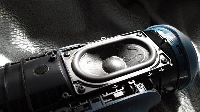 JBL Charge 4 Bass Test - Perfect Focus & Mega Flex смотреть онлайн