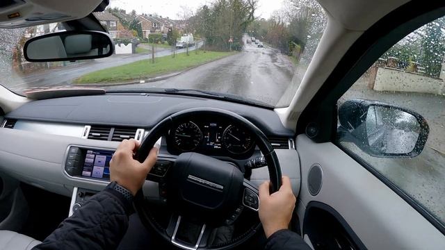 RANGE ROVER EVOQUE MANUAL - POV TEST DRIVE (UK) смотреть онлайн