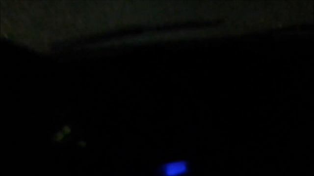 Как быстро отогреть обледеневшее лобовое стекло. смотреть онлайн