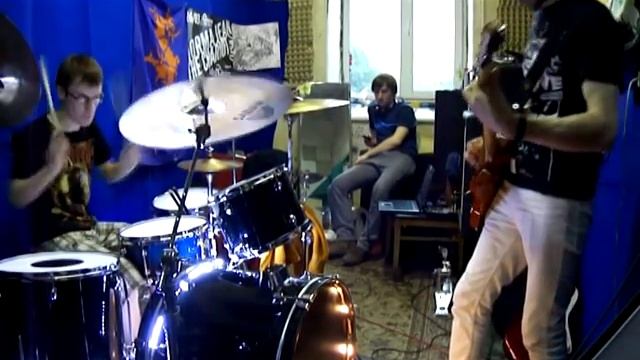 Nirvana - Heart Shaped Box (drum/guitar cover) смотреть онлайн
