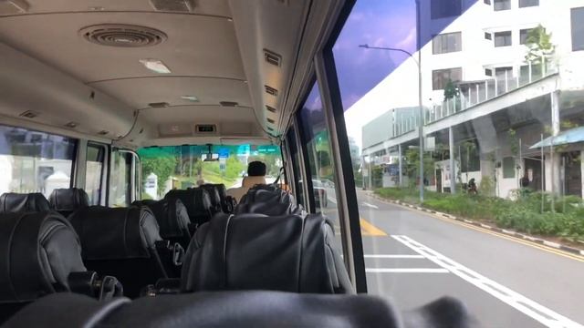 Mitsubishi Fuso Rosa - PA8132E on Bicentennial Experience Shuttle (Raffles City Route) смотреть онлайн