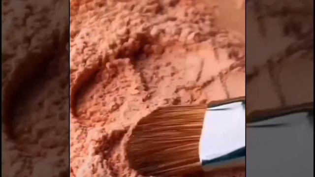 "мы часто носим маску, и порой её действительно тяжело снять" смотреть онлайн