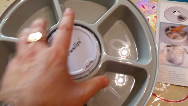 Автоматическая кормушка для кошек и собак. Автокормушка Automatic Pet Feeder 4PLDH5001 с таймером. смотреть онлайн