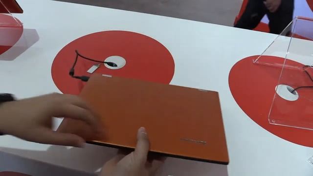 Lenovo IdeaPad Yoga 2 im Hands On смотреть онлайн