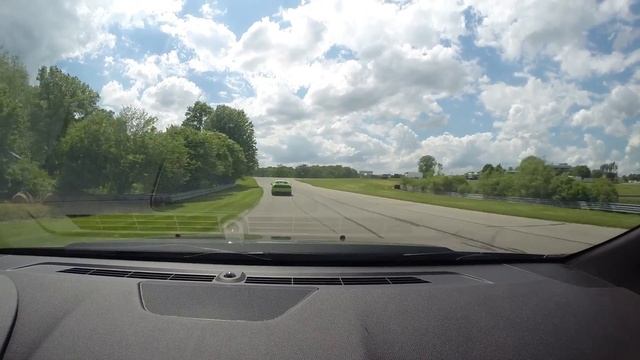 2011 CTS-V Grattan Raceway смотреть онлайн