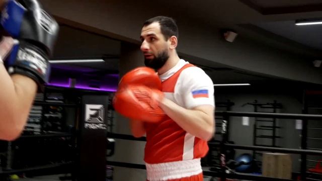 Филипп Лория, Элит-тренер по кикбоксингу и боксу. Wellness Park. смотреть онлайн