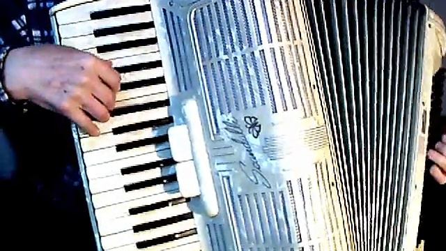 SCANDALLI 120 3 4 CHÓRY смотреть онлайн