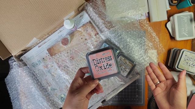 Снова растрепыш и одна распаковка/ ВЛОГ /скрапбукинг смотреть онлайн