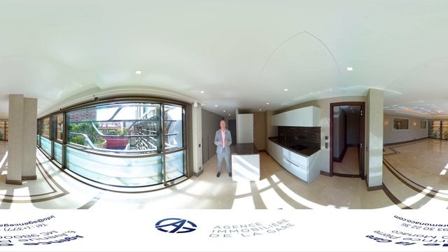 Agence de la Gare Monaco - Le 45 Grimaldi Monaco смотреть онлайн