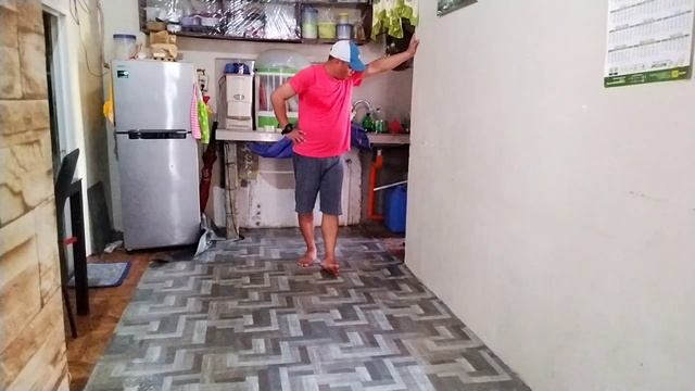 Bumili Kami Ng Linoleum.