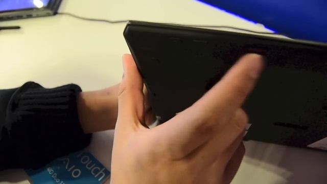 Sony Duo 11 hands on смотреть онлайн