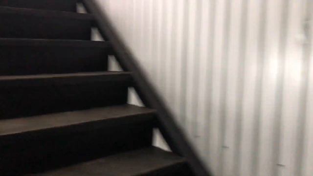 НО, п. Воротынец, площадь Советская, 3. Видео внутри.