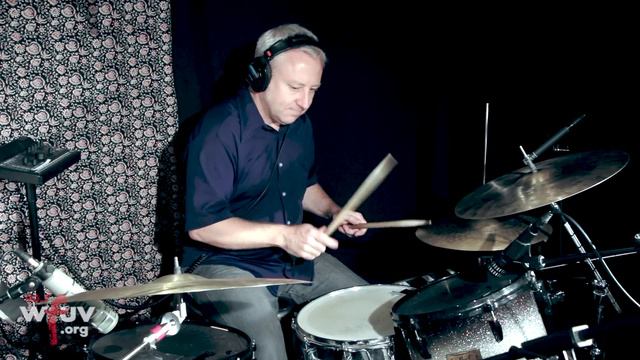 My Brightest Diamond - "Lover Killer" (Live at WFUV) смотреть онлайн