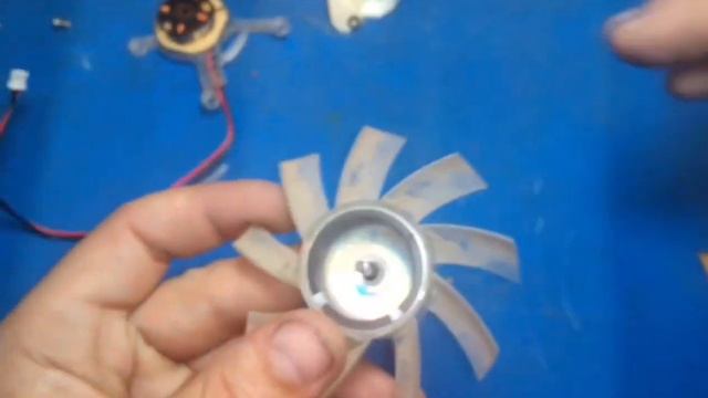 Как смазать кулер видеокарты? смотреть онлайн