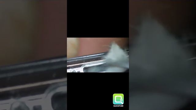 iPhone X не заряжается, чистка lightning смотреть онлайн