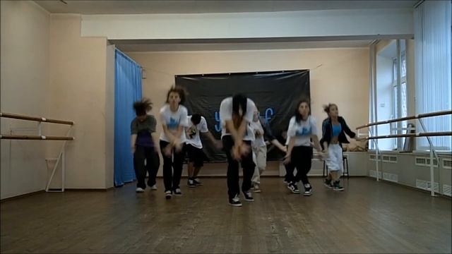 "Be Y. oursel .F":Busta Rhymes Ft. Swizz Beatz - Stop The Party смотреть онлайн