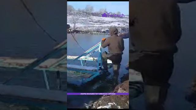 На реке Кара-Балта ведется подготовка к празднованию Крещения смотреть онлайн